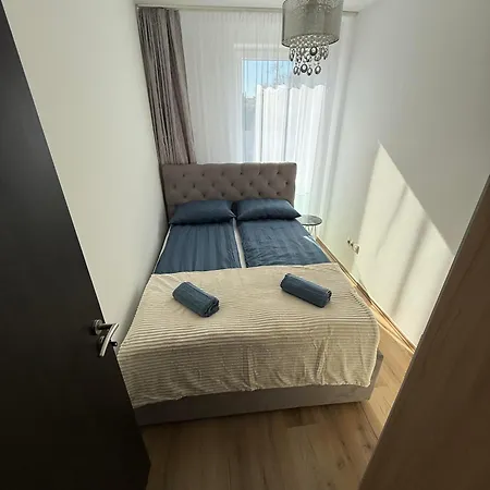 Appartement Csip House With Free Private Enclosed Parking Place Nyíregyháza